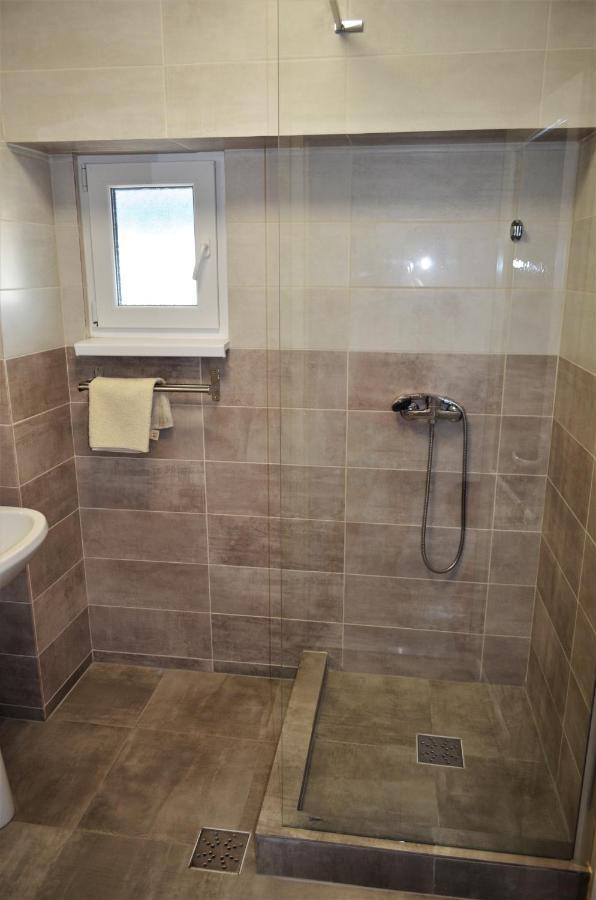 Casa Calin Hotel Crisan  Luaran gambar